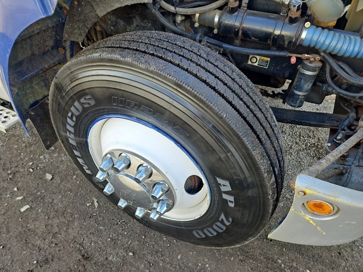2007-kenworth-t330-image-13