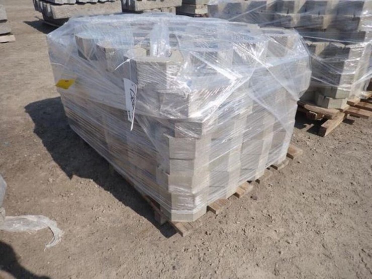 qty-of-(8)-skids-of-turfstone-pavers-&-decor-stone-image-37