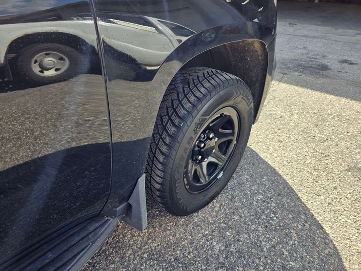 2019-chevrolet-tahoe-image-43