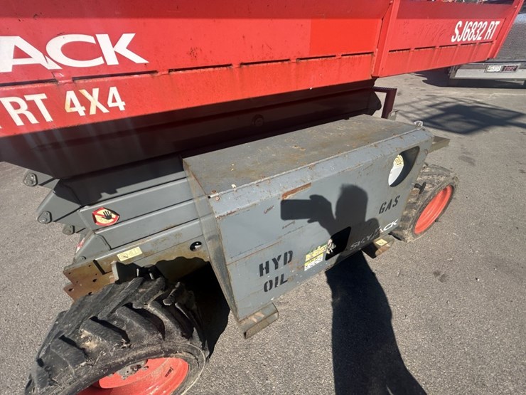2008-skyjack-sj6832rt-image-15
