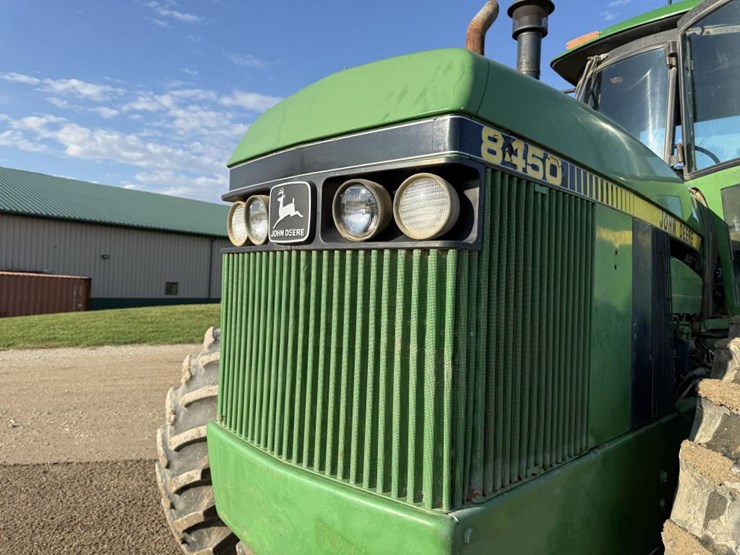 john-deere-8450-image-10