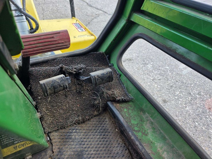 john-deere-f935-image-28