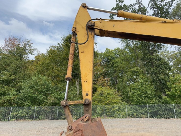 komatsu-pc300-3-image-14
