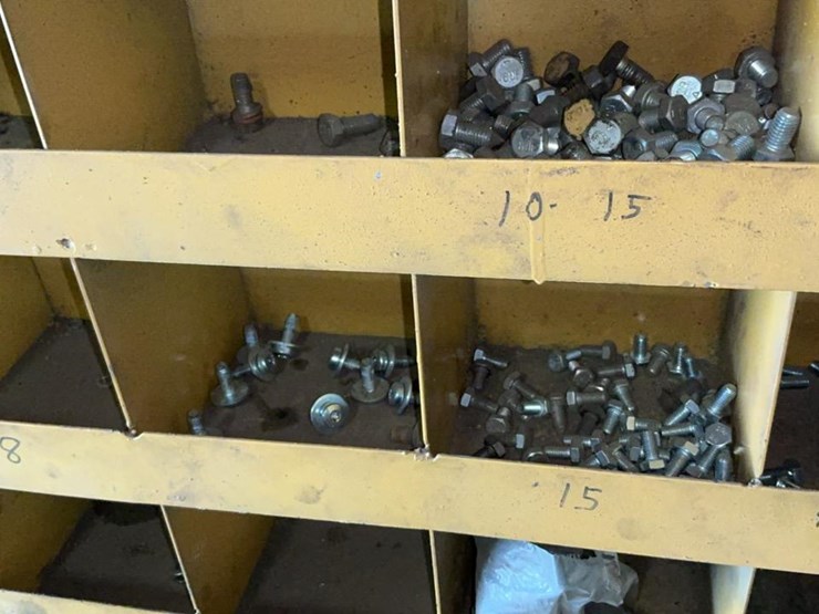 #122-•-nuts-and-bolts-racks-image-17