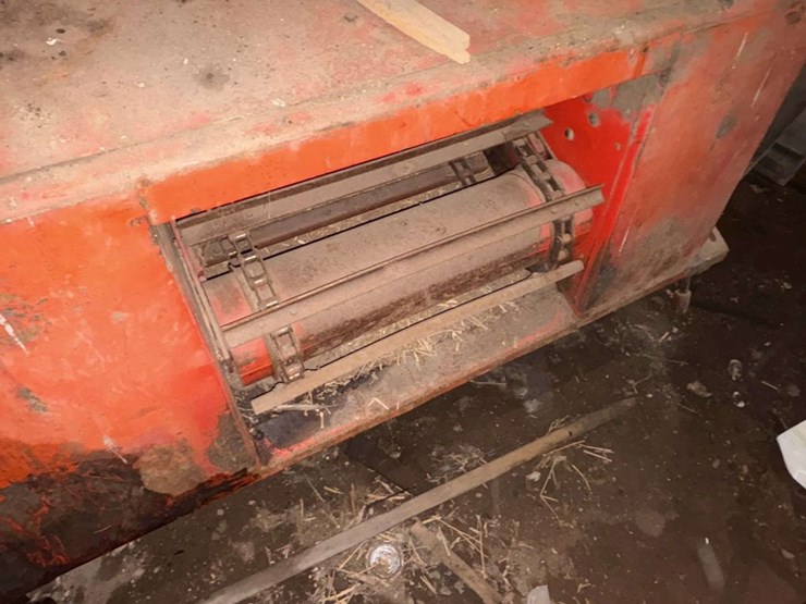 massey-ferguson-300-image-6
