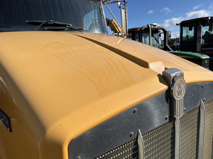 2000-kenworth-t800-image-11