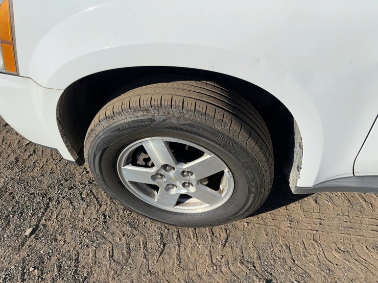 2008-chevrolet-equinox-ls-image-11
