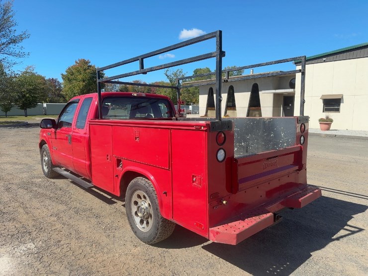 2007-ford-f350-xlt-image-3
