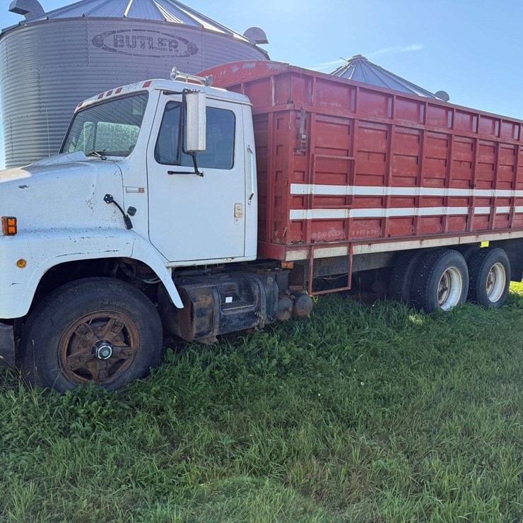 1979 INTERNATIONAL 2155