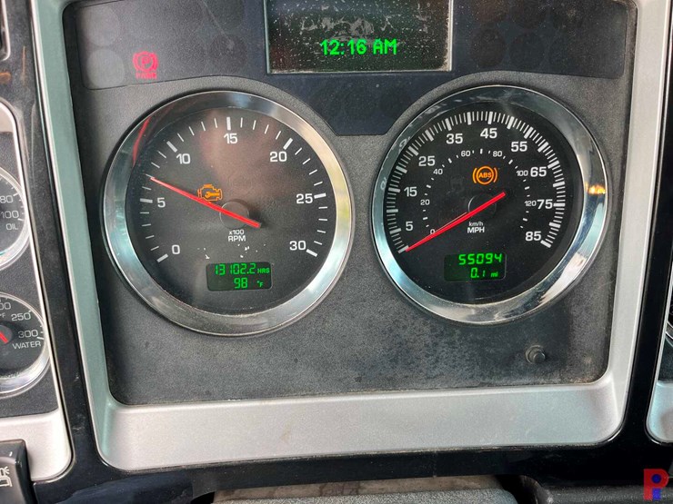 2013-kenworth-t800-image-20