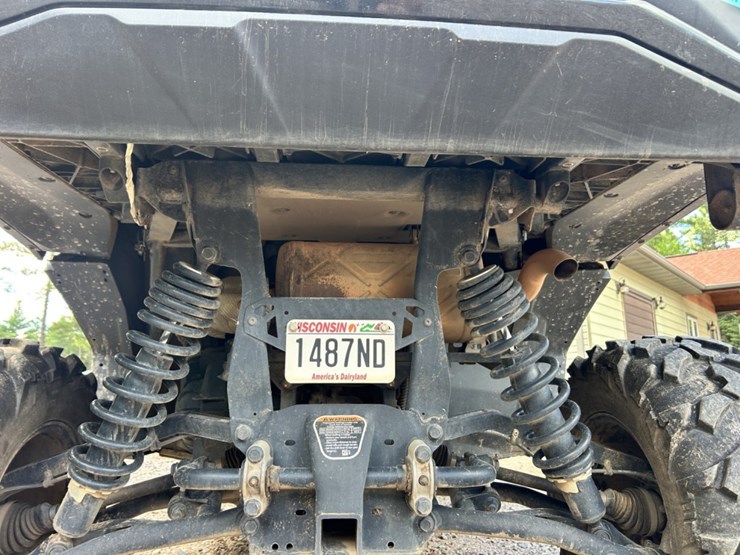 #1400-•-2023-can-am-commander-1000r-xt-image-23