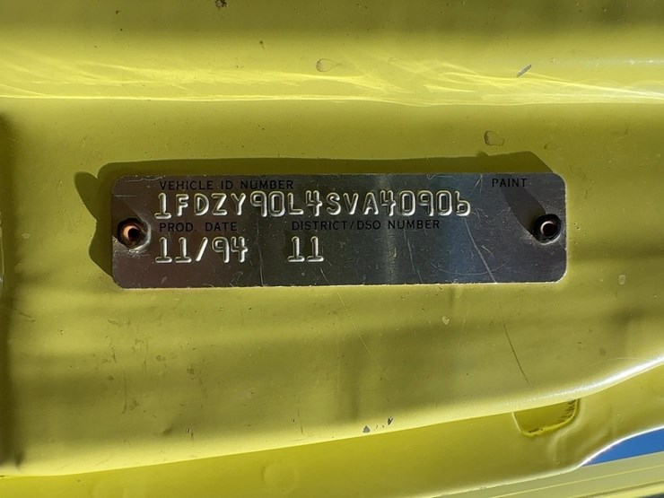 1995-ford-l9000-image-34