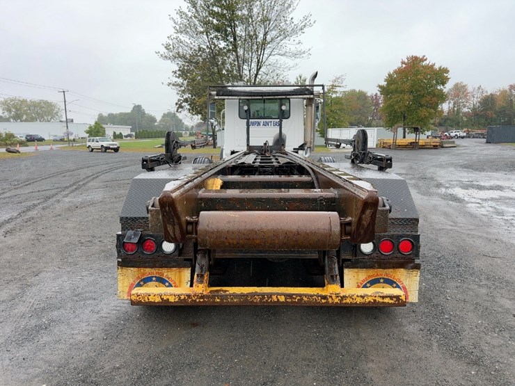 2003-mack-granite-cv713-image-4