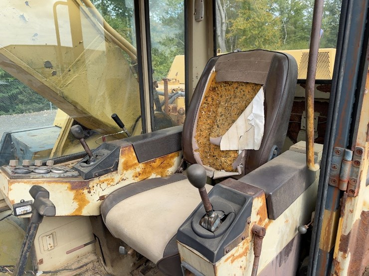 komatsu-pc300-3-image-34