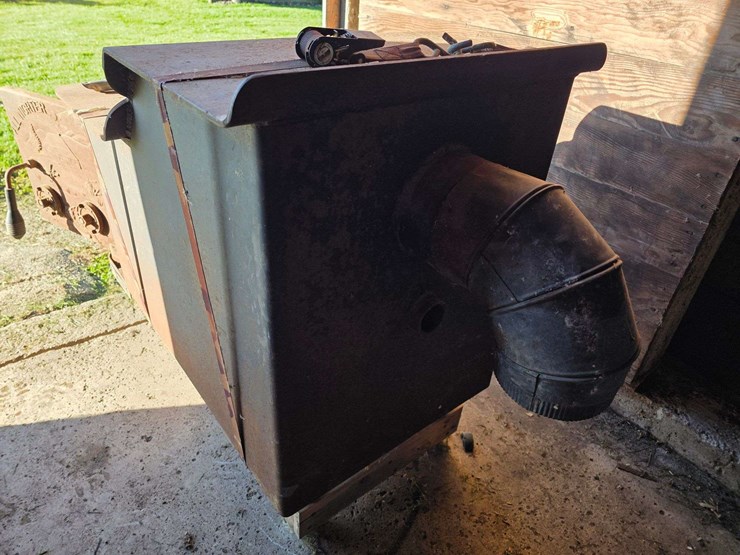 all-nighter-wood-stove,-brick-lined,-model:-big-s-image-7