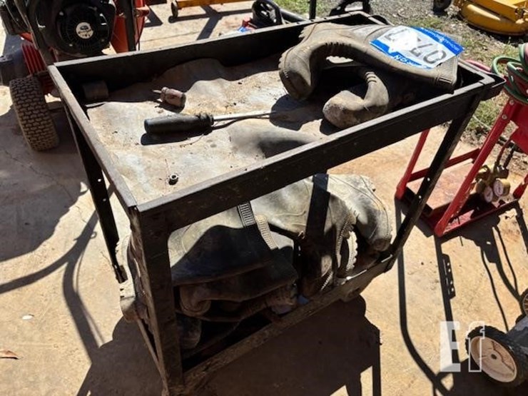 metal-tool-cart-on-wheels-image-1