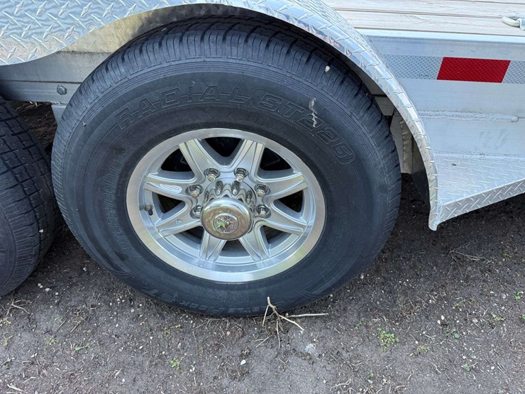 2023-wolverine-26'-aluminum-trailer,-(2)-7,000lb-axles,-(2)-7,000lb-ramps,-wood-floor,-235/80r16-tir-image-15