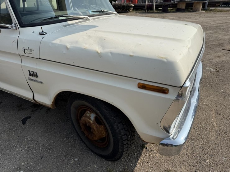 1975-ford-f350-image-17