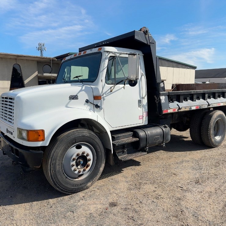 1995 INTERNATIONAL 4700