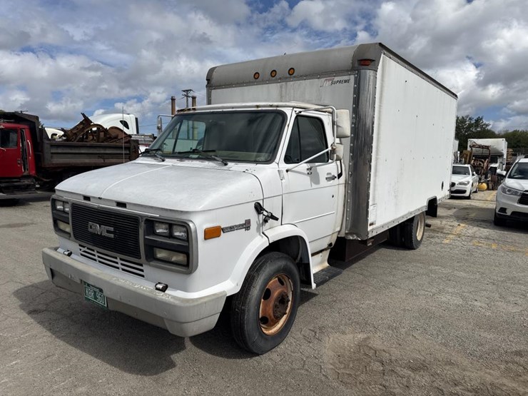1996-gmc-3500-image-1