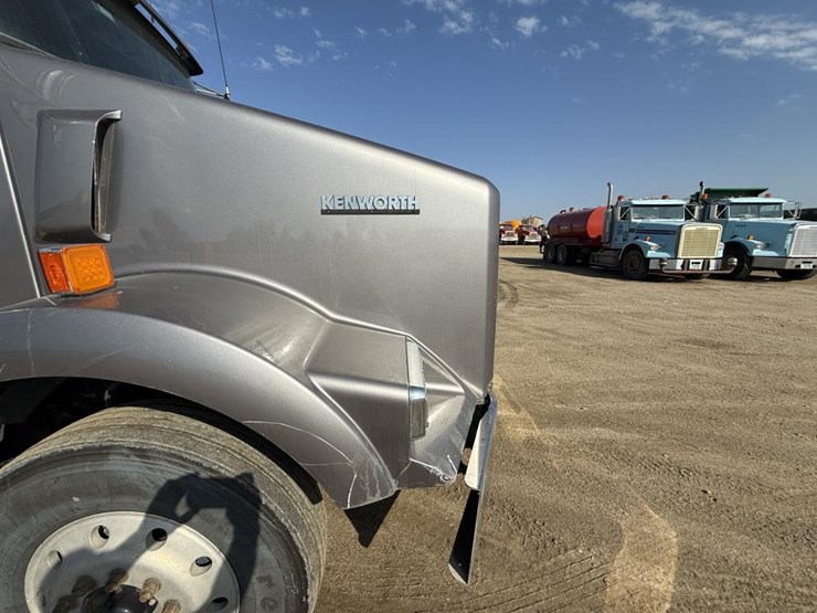 kenworth-t800-image-9