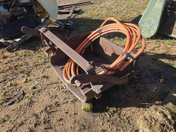 #2771-•-approx-31"-drag-line-bucket-image-2