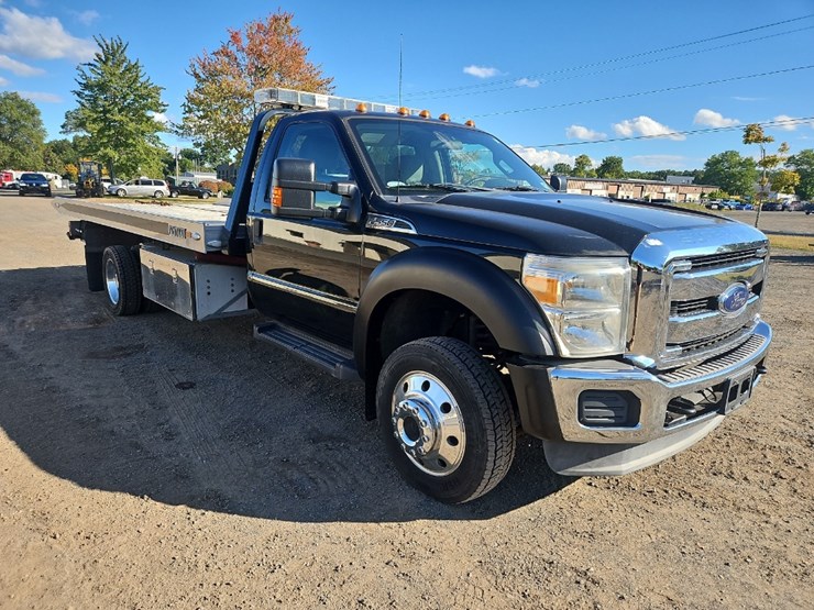 2014-ford-f550-xlt-image-3