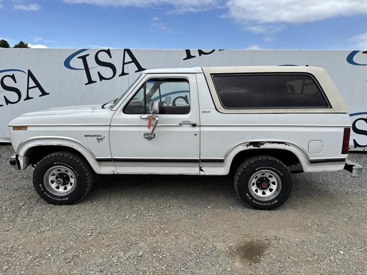 1980-ford-bronco-image-2
