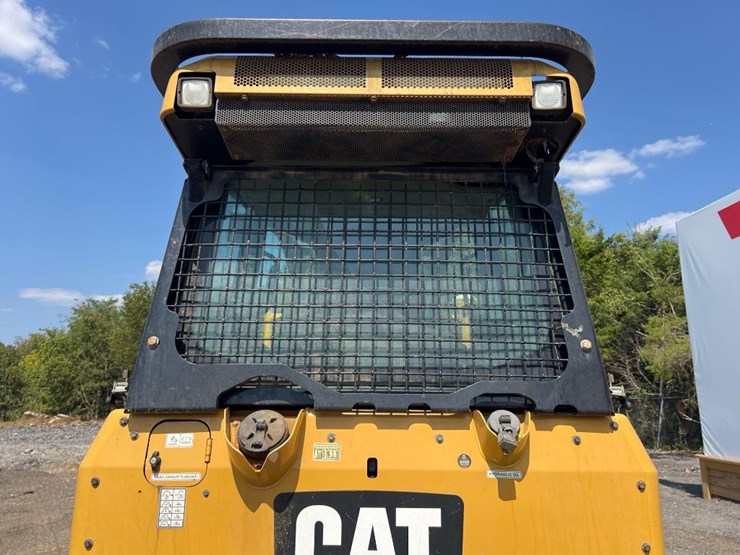 2016-caterpillar-d5k2-xl-image-24