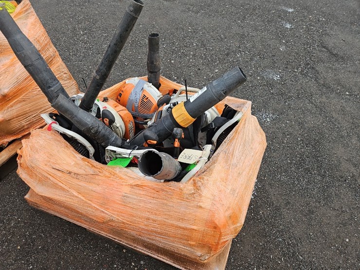 quantity-of-backpack-blowers-image-1