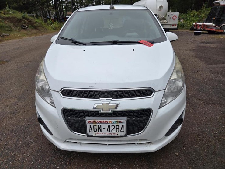 #1580-•-2013-chevrolet-spark-compact-vehicle-image-8