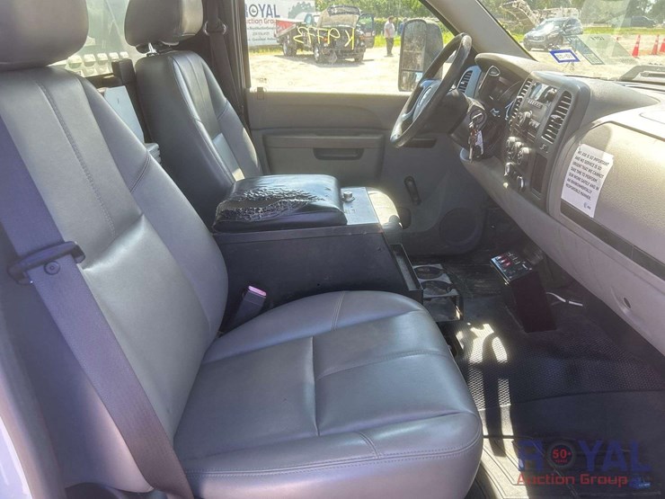 2012-chevrolet-silverado-3500hd-image-20