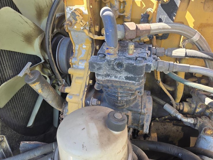 2006-caterpillar-c15-image-41