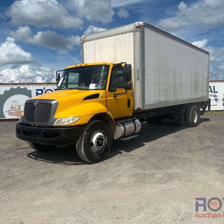 2019 INTERNATIONAL DURASTAR 4300