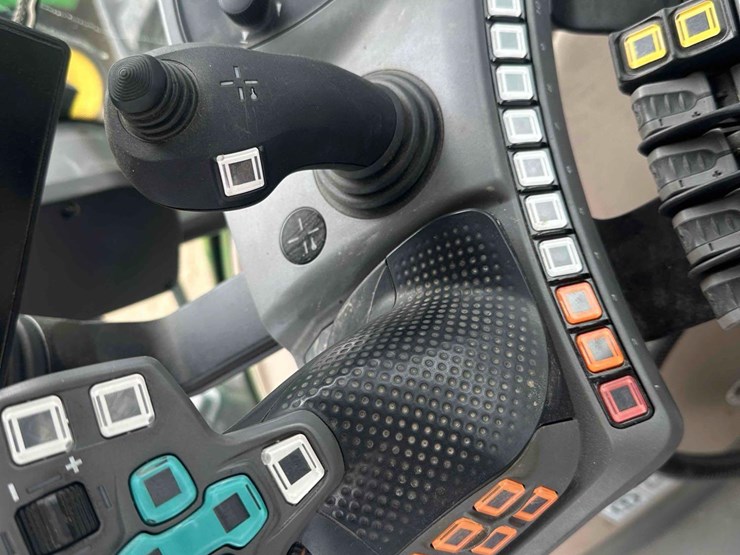 2022-fendt-1050-vario-image-25
