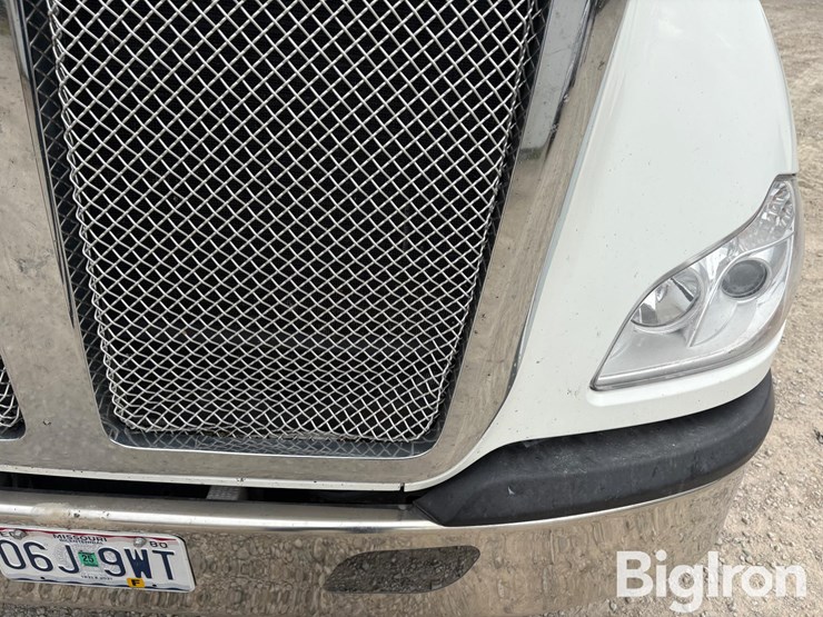 2021-kenworth-t680-image-19