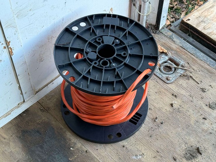 roll-of-10-gauge-3-wire-+-ground,-over-100’-left-on-spool-image-3