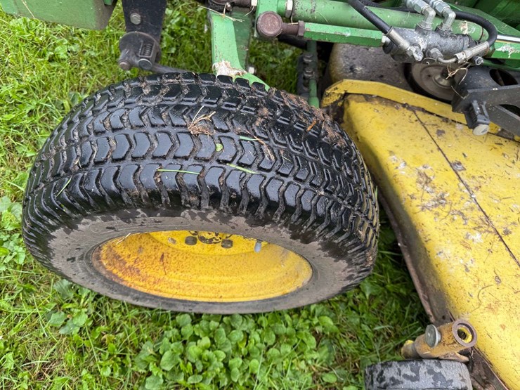 john-deere-850-image-10