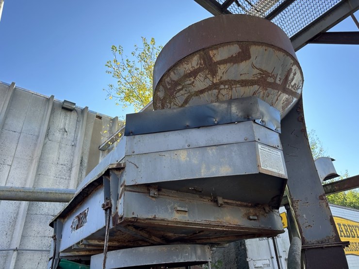 #1599-•-morbark-chip-pac-750-chipper-image-6
