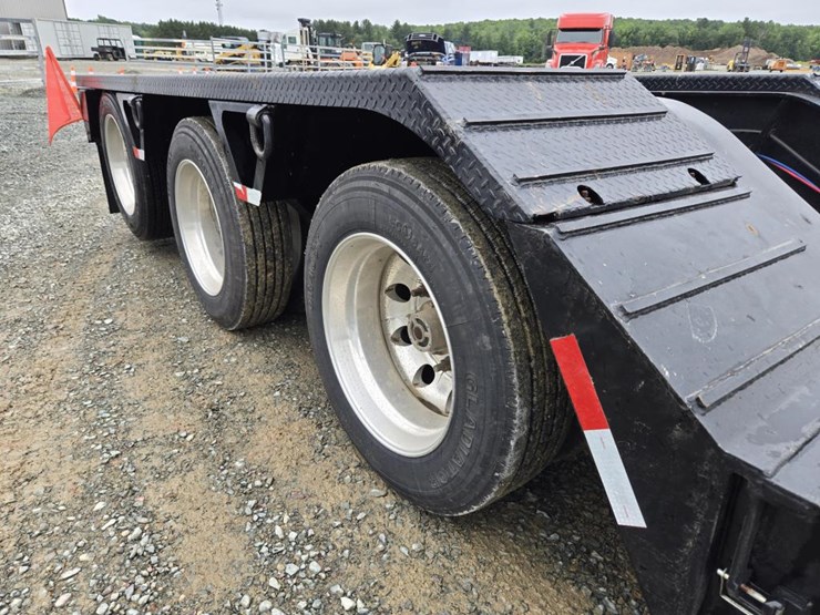 2024-globe-lowboy-image-29