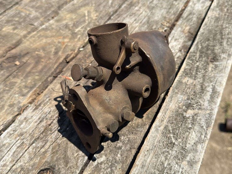 case-10-20-crossmotor-carburetor-image-4