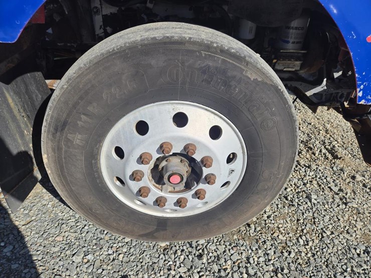 2005-kenworth-t800-image-56