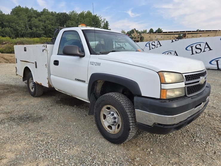 2006-chevrolet-2500hd-image-7