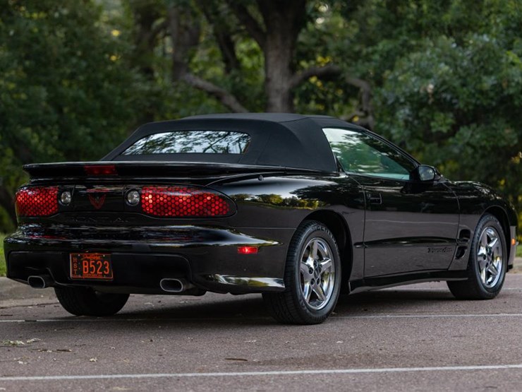 #2284-•-2002-pontiac-firebird-trans-am-convertible-image-5