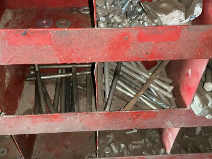 #120-•-coarse-thread-bolts-rack-and-contents-image-14