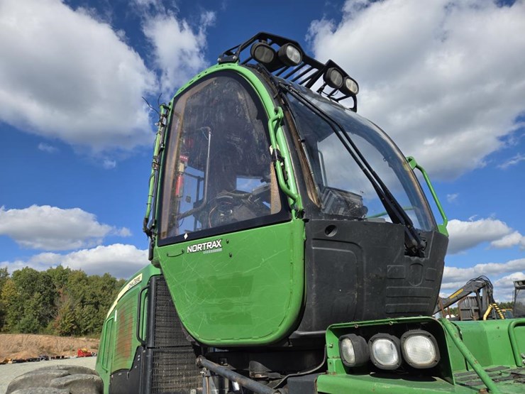 2010-john-deere-2010-image-64