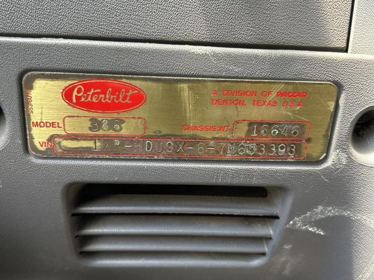2007-peterbilt-386-image-98
