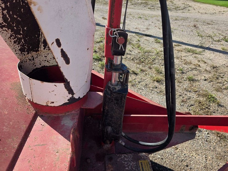 7’-snowblower,-3pt,-john-deere-cylinder-on-rotating-spout,-single-auger,-540-pto-*seller-is-going-so-image-12