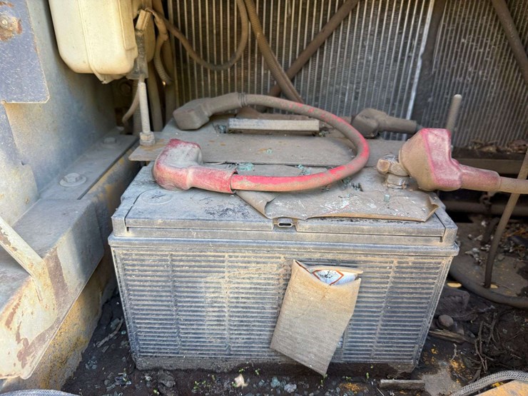 deere-225d-lc-image-33