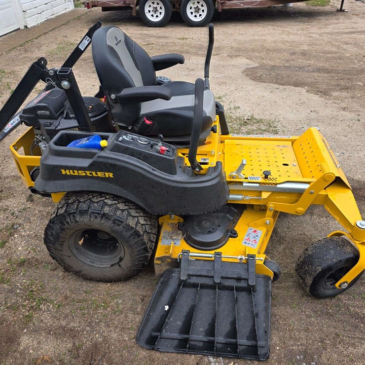 2021 HUSTLER FASTRAK 54
